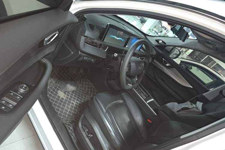 Used Chery Tiggo 8 2023 Kunpeng Edition 290TGDI Automatic Excellence Model Driver Seat