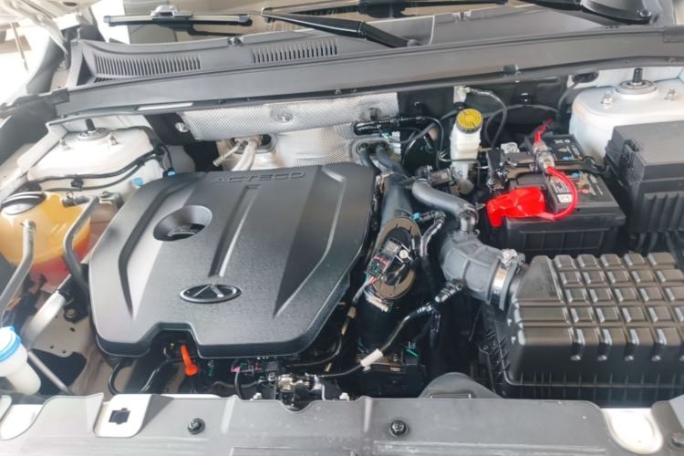Used Chery Tiggo 8 2023 230TCI Automatic Advanced Edition Engine Bay