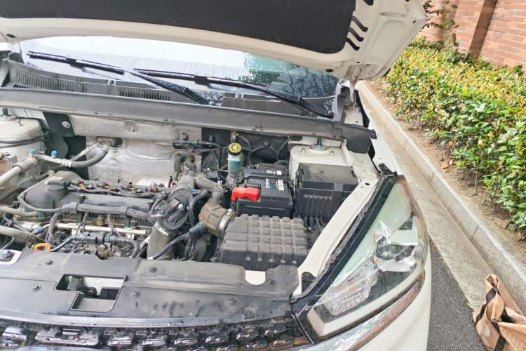 Used Chery Tiggo 8 2023 230TCI Automatic Advanced Edition Engine Bay Left