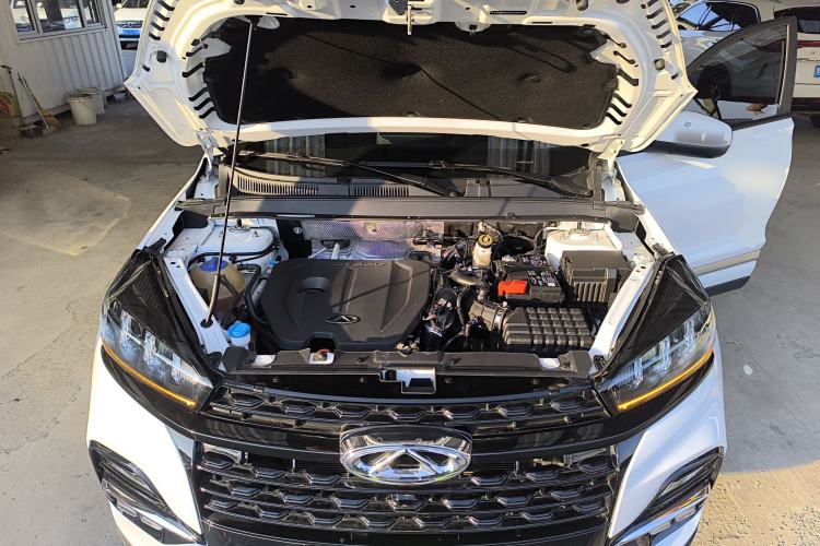 Used Chery Tiggo 8 2023 230TCI Automatic Advanced Edition Engine Bay