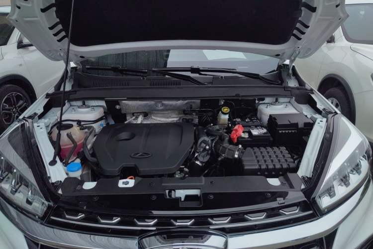 Used Chery Tiggo 8 2023 230TCI Automatic Advanced Edition Engine Bay