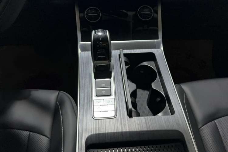 Used Chery Tiggo 8 2023 Kunpeng Edition 290TGDI Automatic Excellence Model Gear Lever