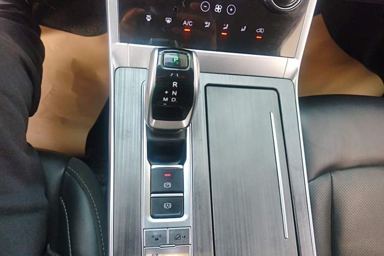 Used Chery Tiggo 8 2023 Kunpeng Edition 290TGDI Automatic Excellence Model Gear Lever