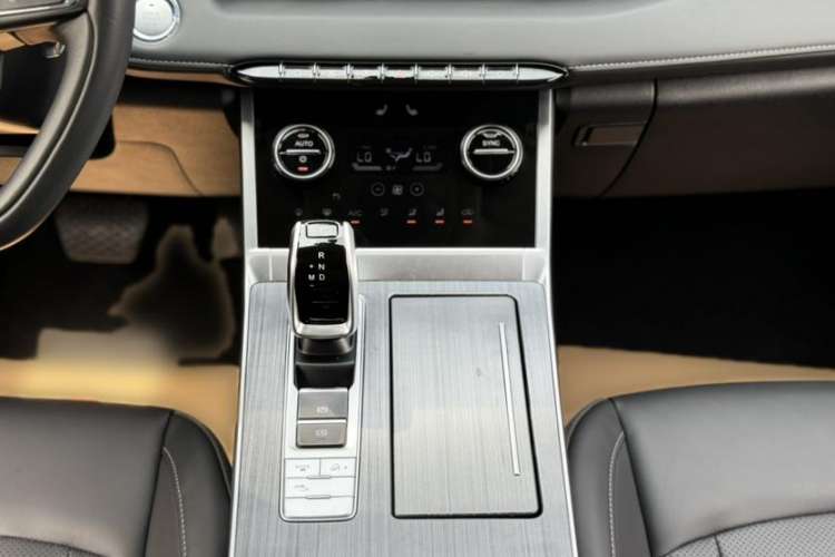Used Chery Tiggo 8 2023 Kunpeng Edition 290TGDI Automatic Excellence Model Interior 4