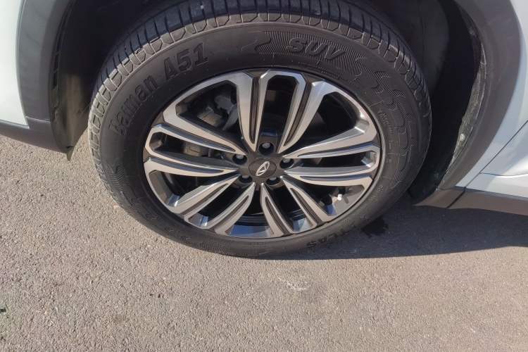 Used Chery Tiggo 8 2023 Kunpeng Edition 290TGDI Automatic Excellence Model Left Front Wheel Hub