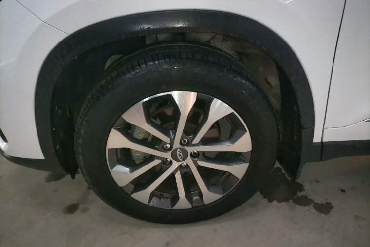 Used Chery Tiggo 8 2023 230TCI Automatic Advanced Edition Left Front Wheel Hub