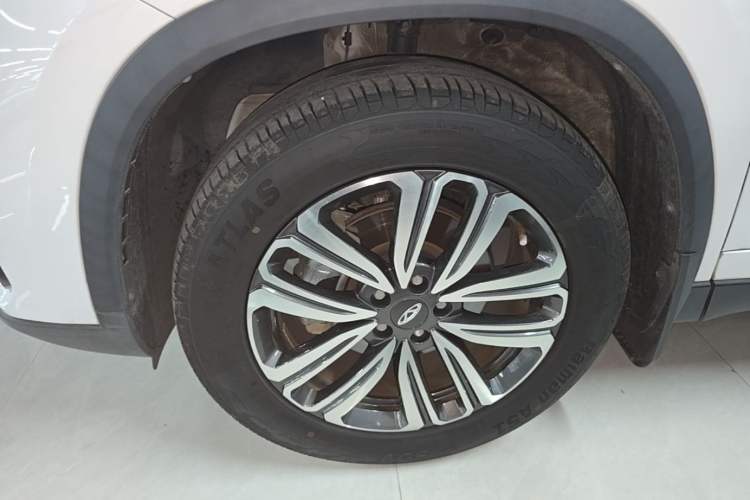Used Chery Tiggo 8 2023 Kunpeng Edition 290TGDI Automatic Excellence Model Left Front Wheel Hub