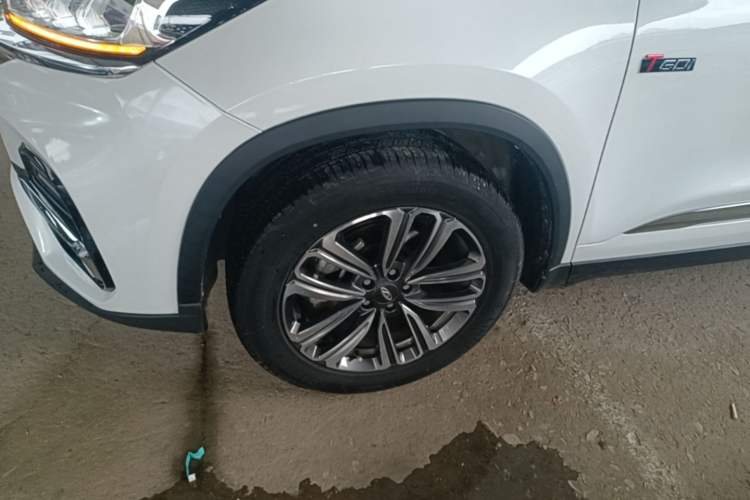 Used Chery Tiggo 8 2023 Kunpeng Edition 290TGDI Automatic Excellence Model Left Front Wheel Hub