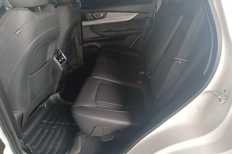 Used Chery Tiggo 8 2023 Kunpeng Edition 290TGDI Automatic Excellence Model Left Rear Seat
