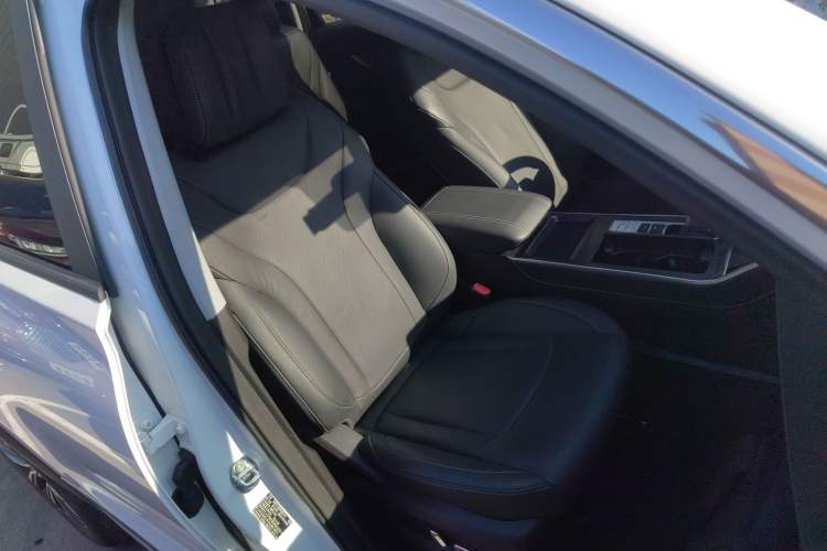 Used Chery Tiggo 8 2023 Kunpeng Edition 290TGDI Automatic Excellence Model Right Front Seat