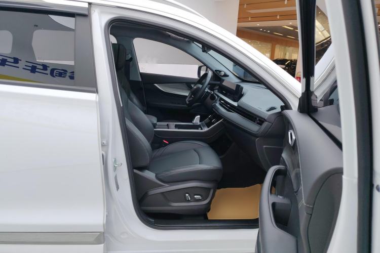 Used Chery Tiggo 8 2023 Kunpeng Edition 290TGDI Automatic Excellence Model Right Front Seat