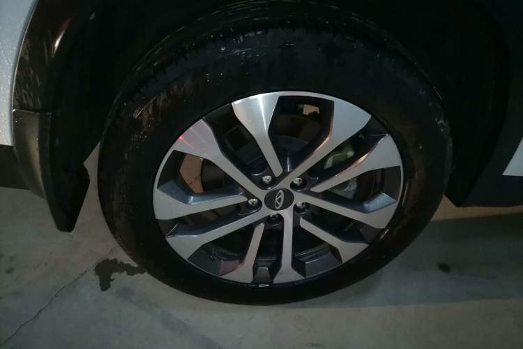 Used Chery Tiggo 8 2023 230TCI Automatic Advanced Edition Right Rear Wheel Hub