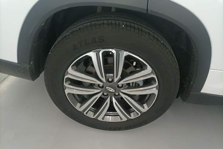 Used Chery Tiggo 8 2023 Kunpeng Edition 290TGDI Automatic Excellence Model Right Rear Wheel Hub