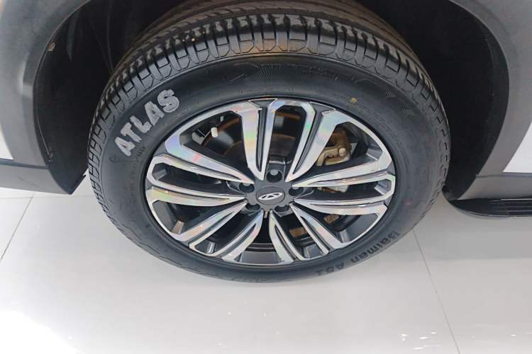 Used Chery Tiggo 8 2023 Kunpeng Edition 290TGDI Automatic Excellence Model Right Rear Wheel Hub