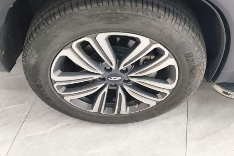 Used Chery Tiggo 8 2023 Kunpeng Edition 290TGDI Automatic Excellence Model Right Rear Wheel Hub