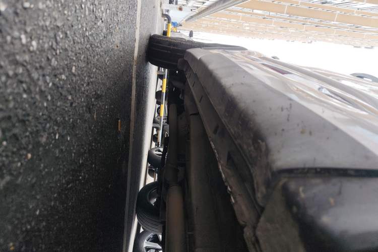 Used Chery Tiggo 8 2023 Kunpeng Edition 290TGDI Automatic Excellence Model Right Side Sill