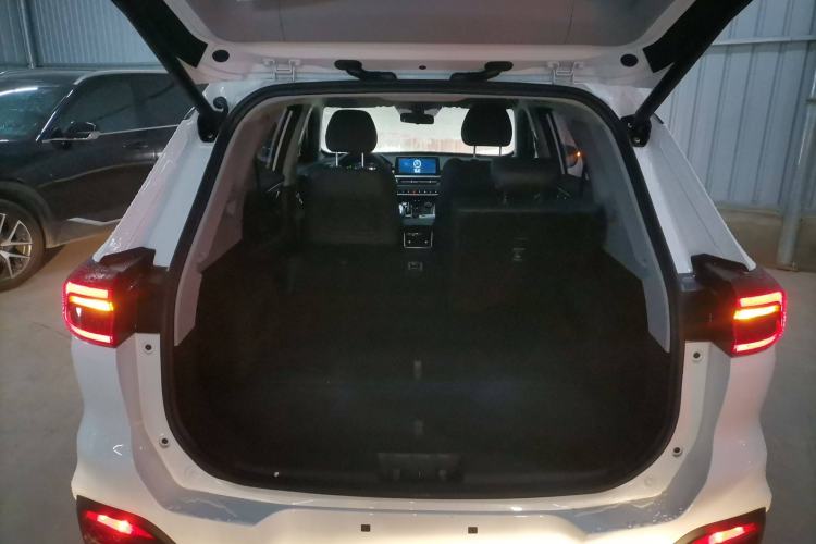 Used Chery Tiggo 8 2023 230TCI Automatic Advanced Edition Trunk