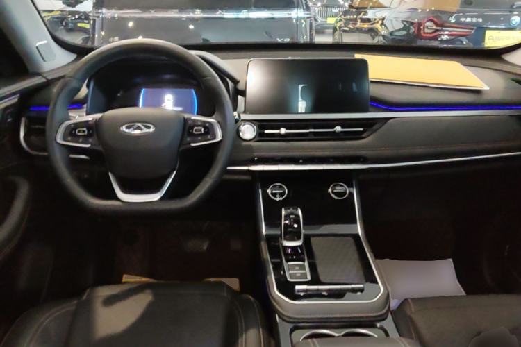 Used Chery Tiggo 8 2024 Honor Edition 230TCI Automatic Excellence Version 5 Seats Center Console