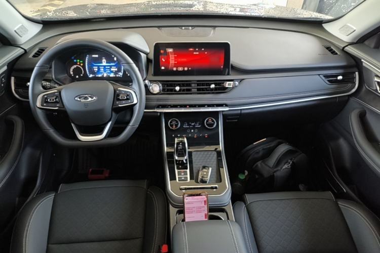Used Chery Tiggo 8 2024 230TCI Automatic New Edition 5-Seater Center Console