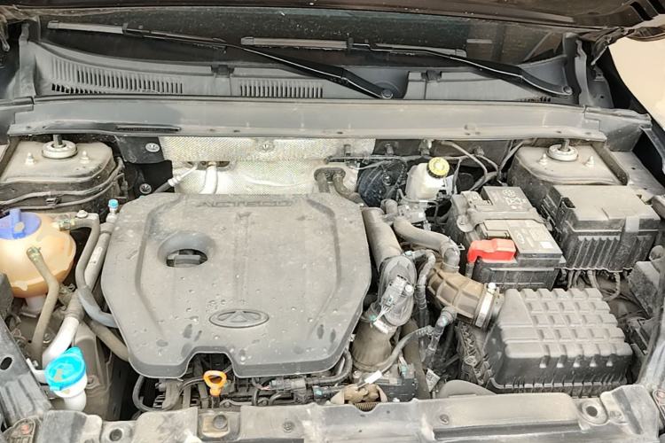 Used Chery Tiggo 8 2024 Honor Edition 230TCI Automatic Excellence Version 7 Seats Engine Bay