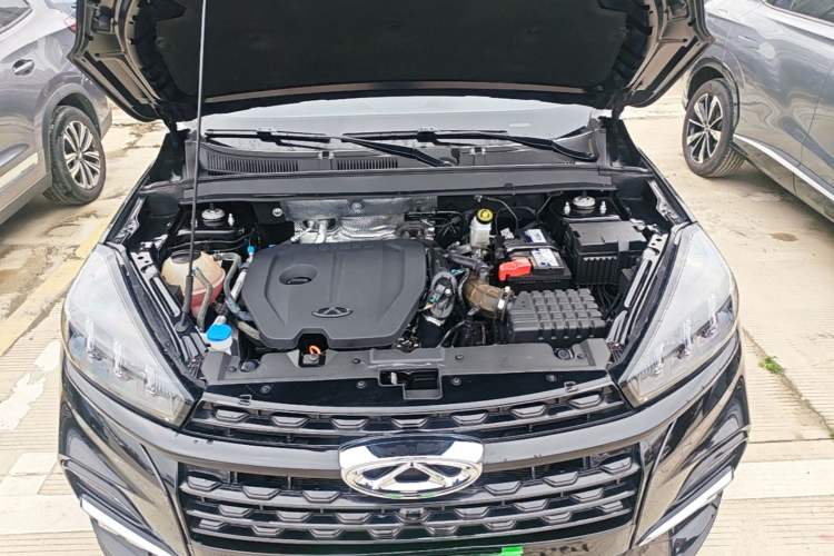 Used Chery Tiggo 8 2024 Honor Edition 230TCI Automatic Excellence Version 5 Seats Engine Bay