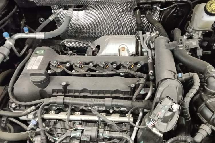 Used Chery Tiggo 8 2024 230TCI Manual New Trend Edition 5 Seats Engine Bay