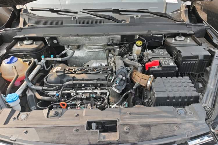 Used Chery Tiggo 8 2024 1.5 TCI Automatic New Dynamic 7-Seater Engine Bay