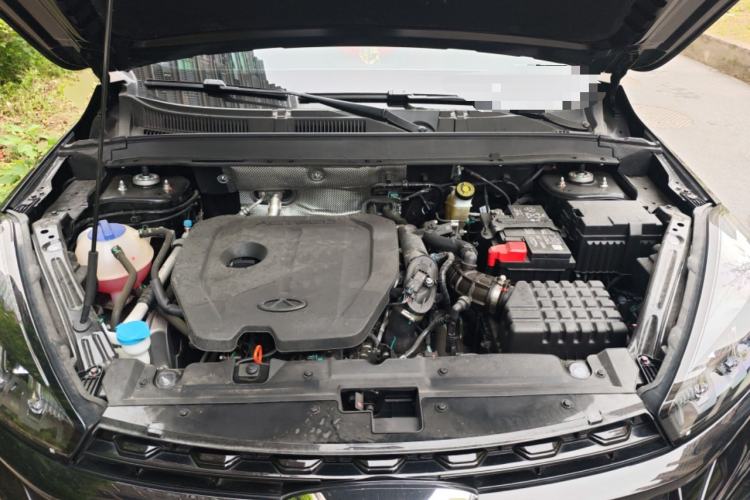 Used Chery Tiggo 8 2024 Honor Edition 230TCI Automatic Excellence Version 5 Seats Engine Bay