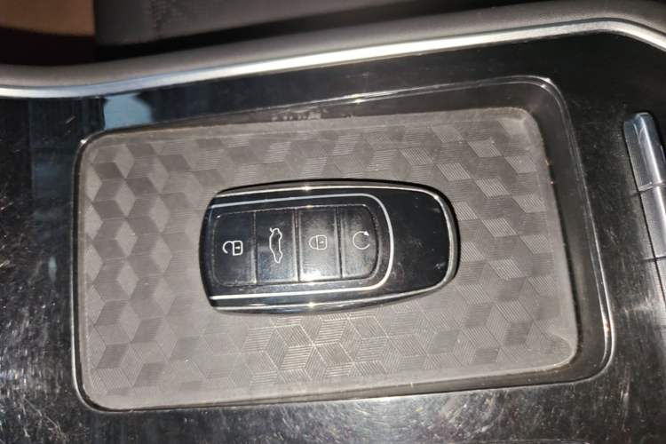 Used Chery Tiggo 8 2024 Honor Edition 230TCI Automatic Excellence Version 5 Seats Interior 1
