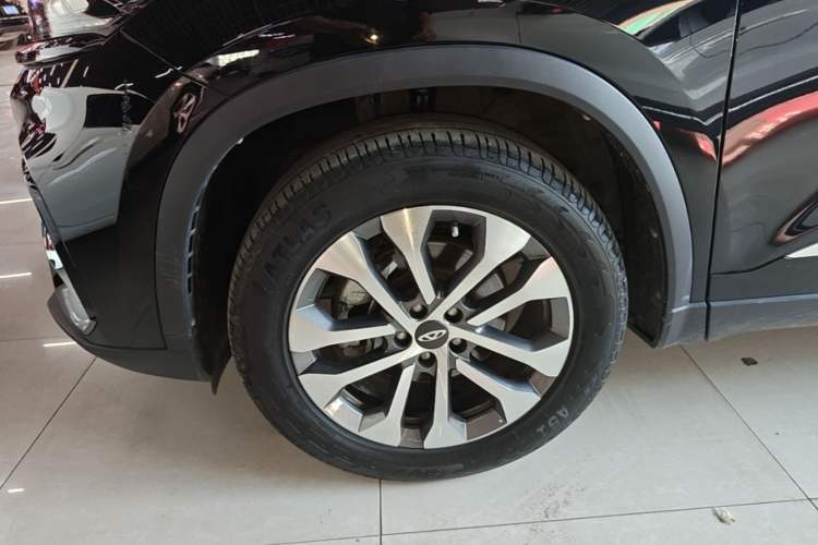 Used Chery Tiggo 8 2024 Honor Edition 230TCI Automatic Excellence Version 5 Seats Left Front Wheel Hub