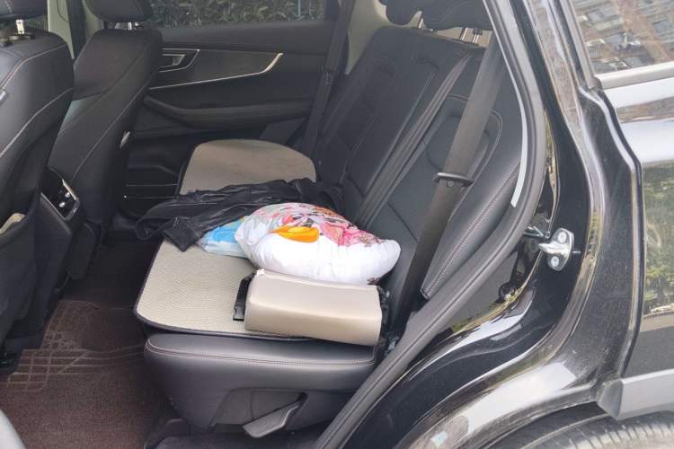 Used Chery Tiggo 8 2024 Honor Edition 230TCI Manual Advanced Version 5 Seats Left Rear Seat