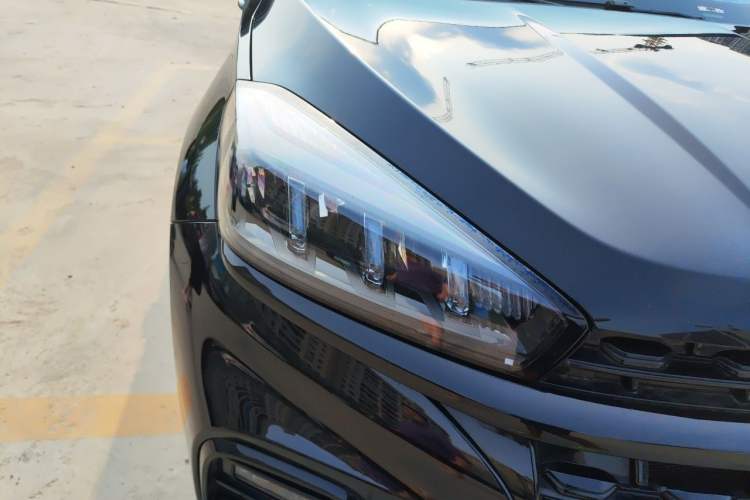 Used Chery Tiggo 8 2024 Honor Edition 230TCI Automatic Excellence Version 5 Seats Right Front Headlight