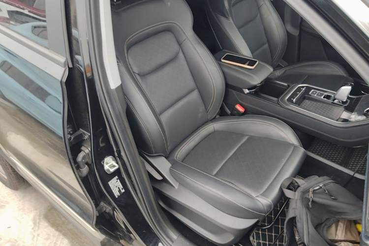 Used Chery Tiggo 8 2024 Honor Edition 230TCI Automatic Excellence Version 5 Seats Right Front Seat