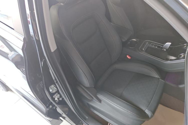Used Chery Tiggo 8 2024 Honor Edition 230TCI Automatic Excellence Version 5 Seats Right Front Seat