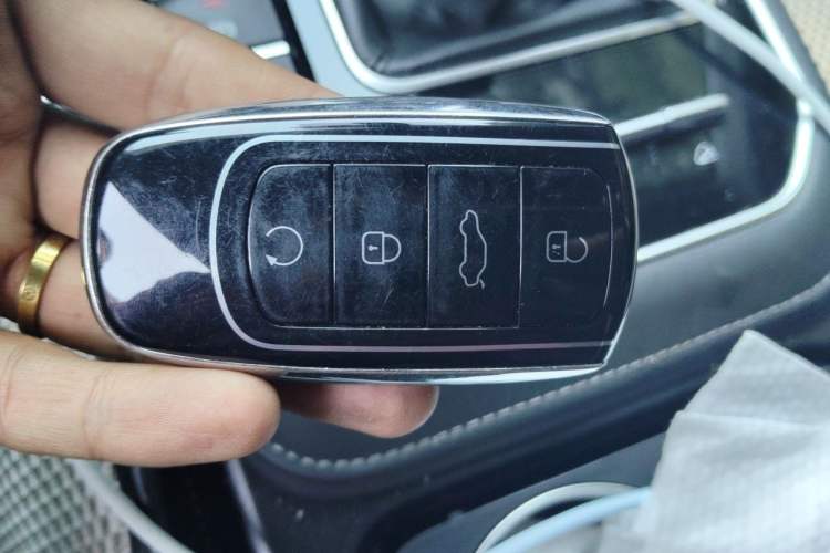 Used Chery Tiggo 8 2024 Honor Edition 230TCI Manual Advanced Version 5 Seats Vehicle Key