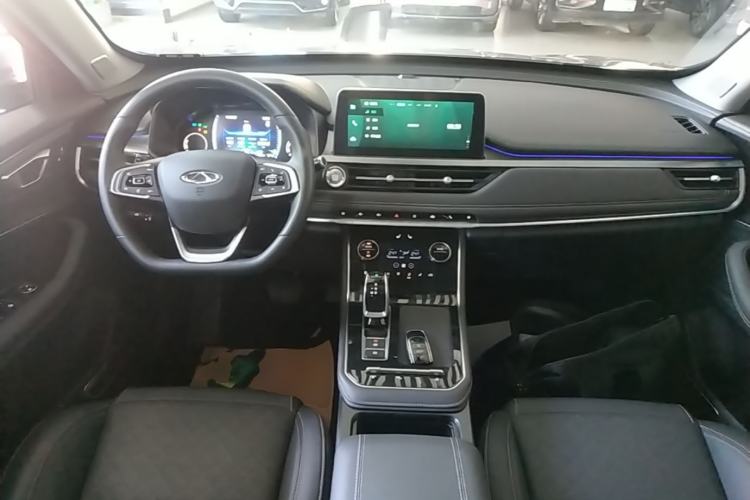 Used Chery Tiggo 8 2024 Honor Edition 230TCI Automatic Excellence Version 7 Seats Center Console