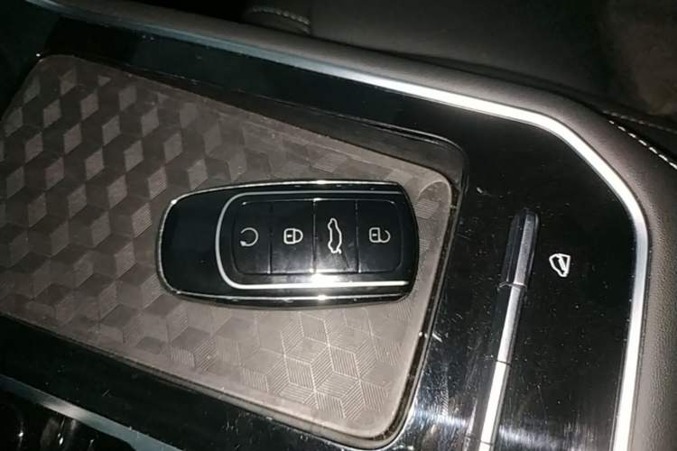 Used Chery Tiggo 8 2024 Honor Edition 230TCI Automatic Excellence Version 7 Seats Interior 1