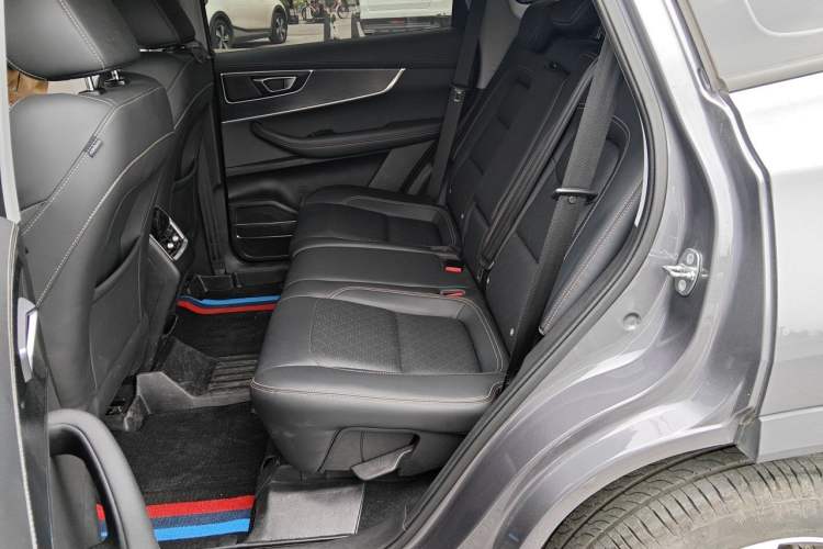 Used Chery Tiggo 8 2024 Honor Edition 230TCI Automatic Excellence Version 5 Seats Interior 4