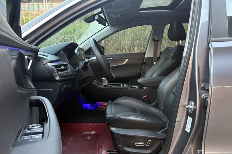 Used Chery Tiggo 8 2024 Honor Edition 230TCI Automatic Excellence Version 5 Seats Interior 6
