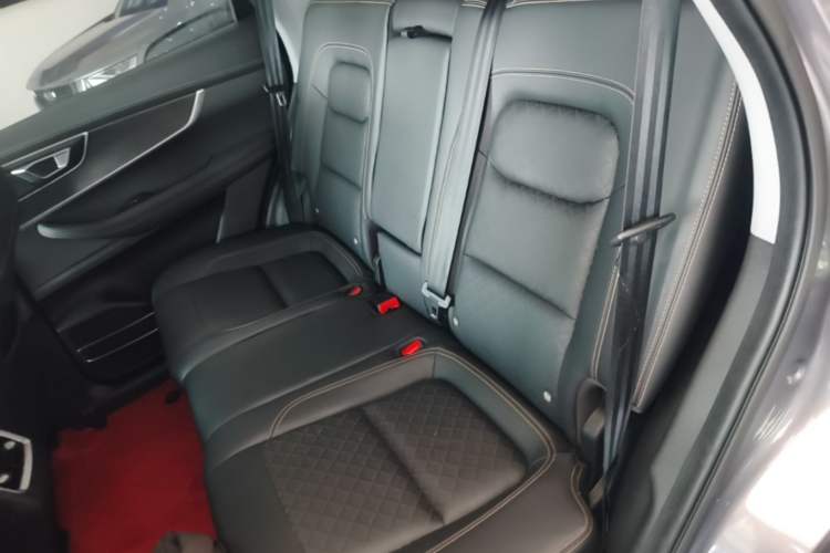 Used Chery Tiggo 8 2024 Honor Edition 230TCI Automatic Excellence Version 5 Seats Left Rear Seat