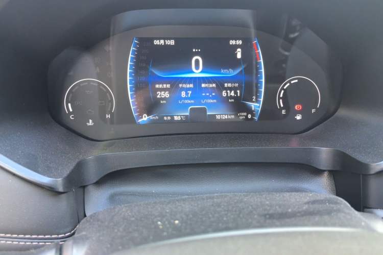 Used Chery Tiggo 8 2024 Honor Edition 230TCI Manual Advanced Version 5 Seats Odometer Close Up