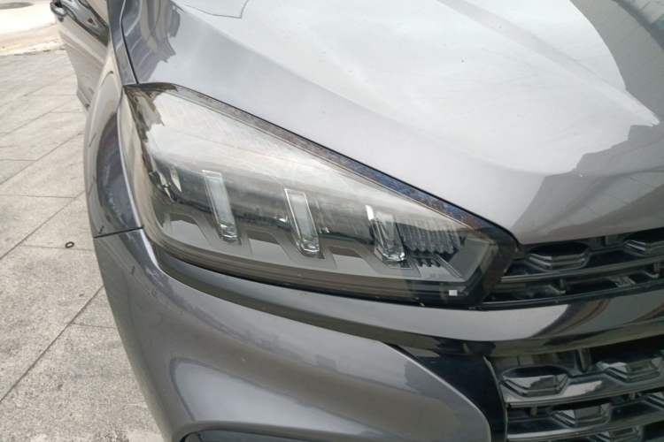 Used Chery Tiggo 8 2024 Honor Edition 230TCI Manual Advanced Version 5 Seats Right Front Headlight