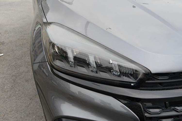 Used Chery Tiggo 8 2024 Honor Edition 230TCI Automatic Excellence Version 5 Seats Right Front Headlight