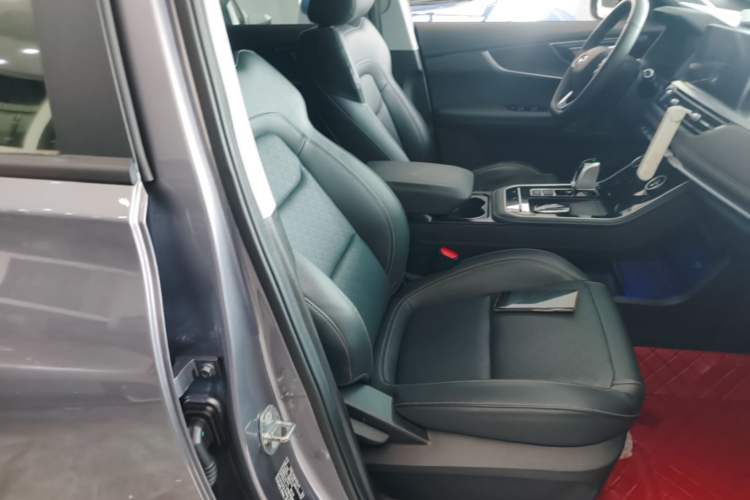 Used Chery Tiggo 8 2024 Honor Edition 230TCI Automatic Excellence Version 5 Seats Right Front Seat