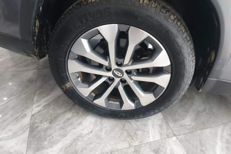 Used Chery Tiggo 8 2024 Honor Edition 230TCI Automatic Excellence Version 5 Seats Right Rear Wheel Hub