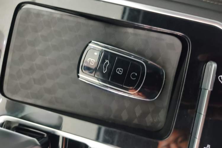 Used Chery Tiggo 8 2024 Honor Edition 230TCI Automatic Excellence Version 5 Seats Vehicle Key