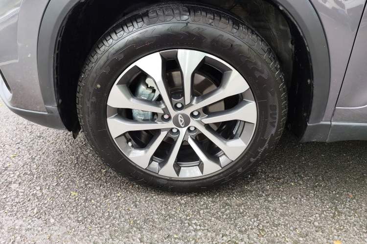 Used Chery Tiggo 8 2024 Honor Edition 230TCI Automatic Excellence Version 5 Seats Left Front Wheel Hub