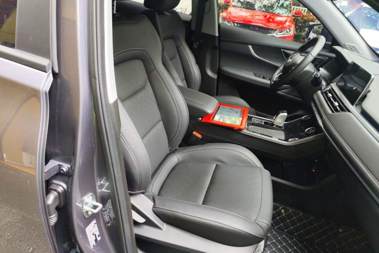 Used Chery Tiggo 8 2024 Honor Edition 230TCI Automatic Excellence Version 5 Seats Right Front Seat