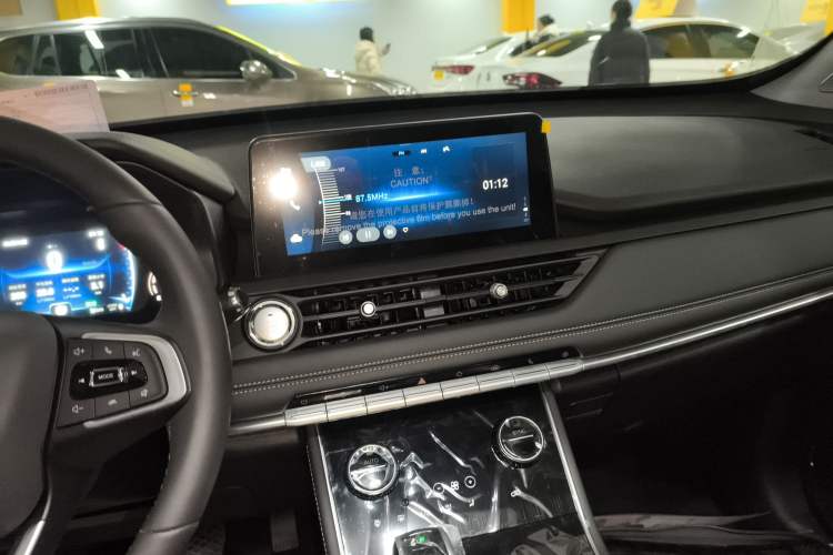 Used Chery Tiggo 8 2024 230TCI Automatic New Edition 5-Seater Audio And AC Panel