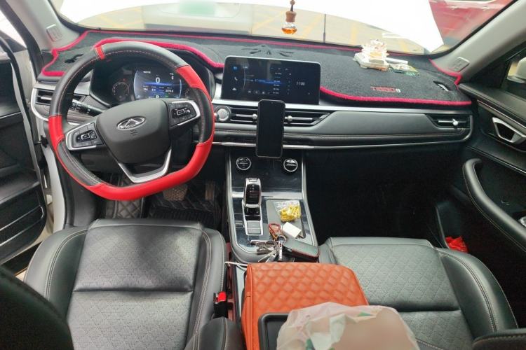 Used Chery Tiggo 8 2024 Honor Edition 230TCI Automatic Excellence Version 5 Seats Center Console